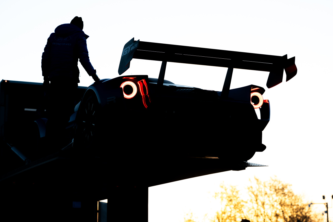 SMALL_FordNordschleife26_040106201400024JS_JS_95